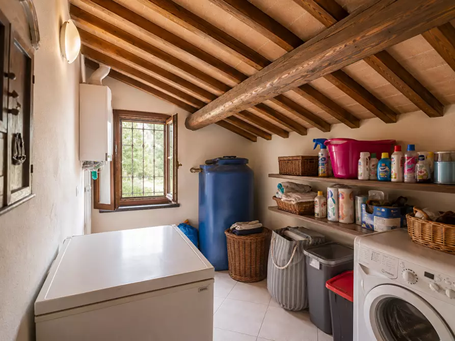 Immagine 6 di Rustico / casale in vendita  a Cascina