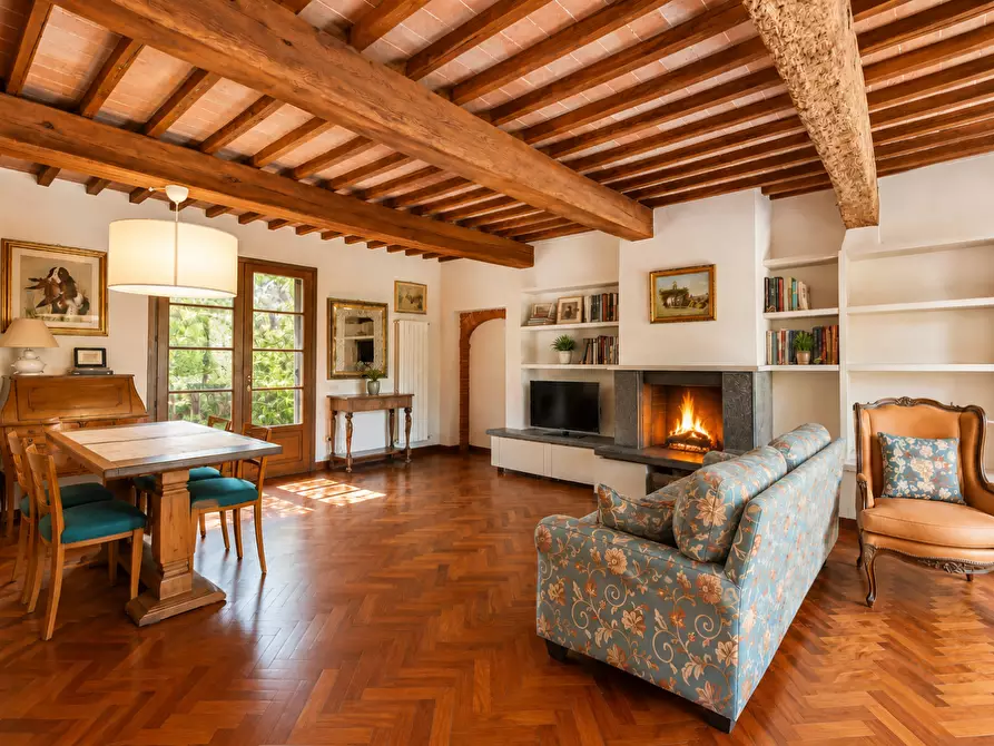 Immagine 2 di Rustico / casale in vendita  a Cascina