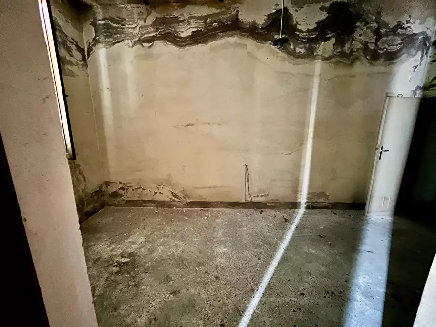 Immagine 17 di Casa semindipendente in vendita  a Montecatini Terme