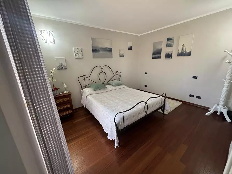 Immagine 9 di Casa bifamiliare in vendita  a Rosignano Marittimo