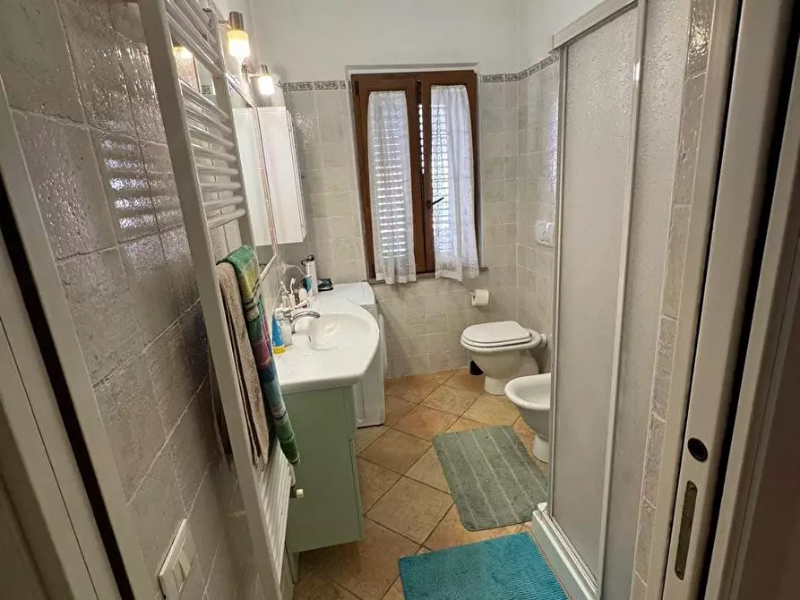 Immagine 13 di Casa bifamiliare in vendita  a Rosignano Marittimo