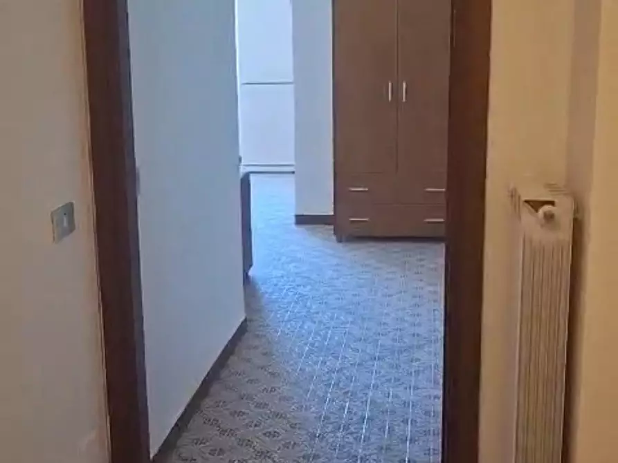 Immagine 2 di Appartamento in vendita  a Sarzana
