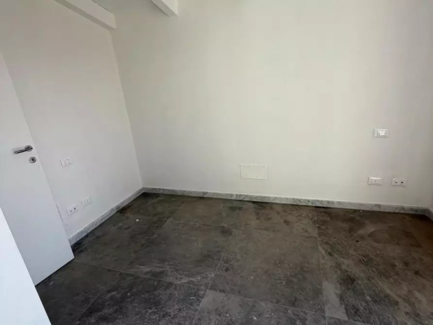 Immagine 12 di Casa indipendente in vendita  a Sarzana