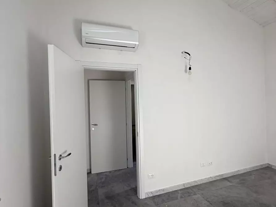 Immagine 3 di Casa indipendente in vendita  a Sarzana