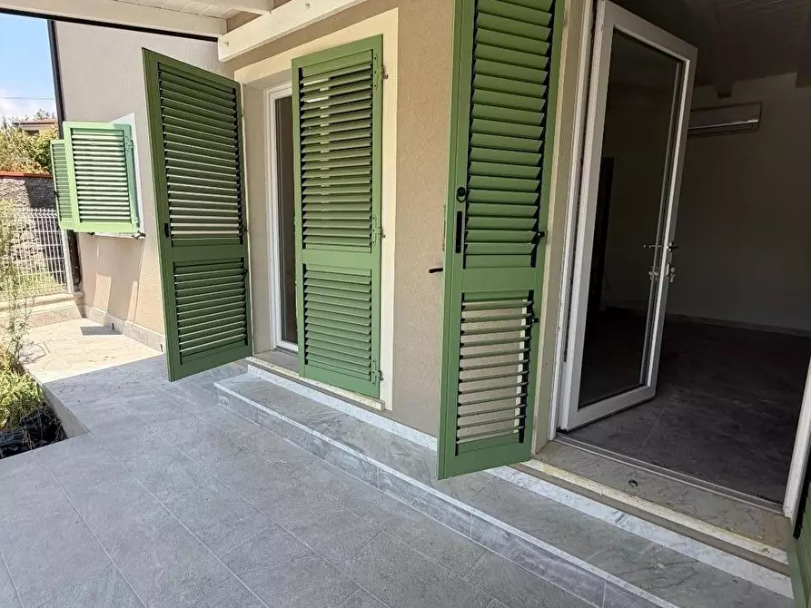 Immagine 4 di Casa bifamiliare in vendita  a Sarzana