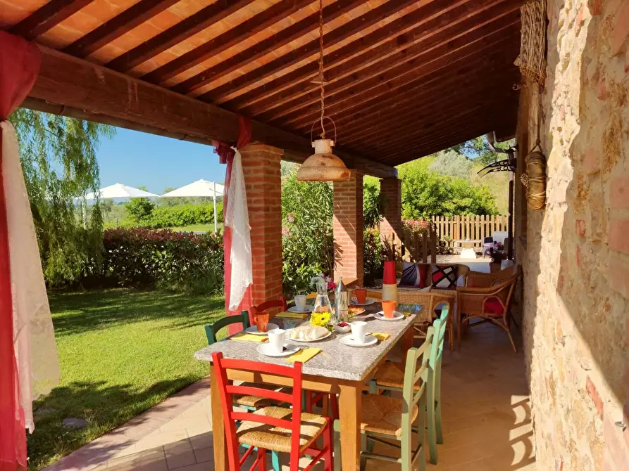 Immagine 4 di Casa colonica in vendita  a Volterra