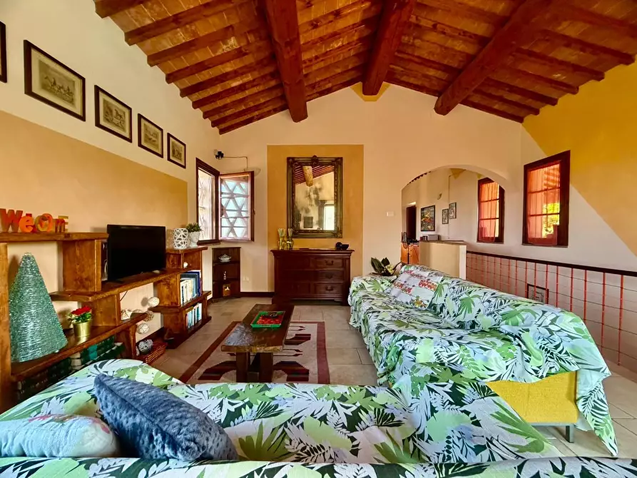 Immagine 20 di Casa colonica in vendita  a Volterra