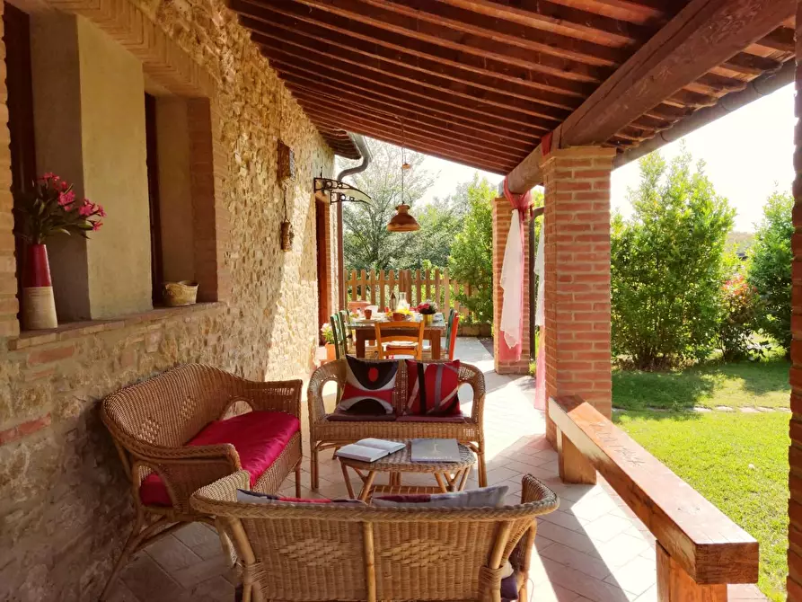 Immagine 3 di Casa colonica in vendita  a Volterra