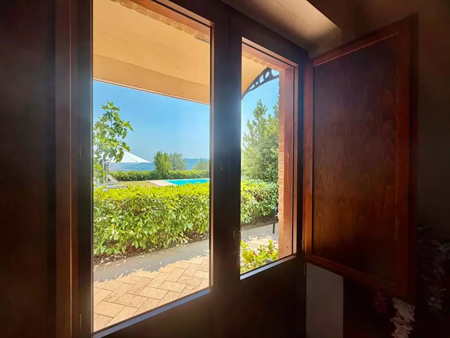 Immagine 38 di Casa colonica in vendita  a Volterra
