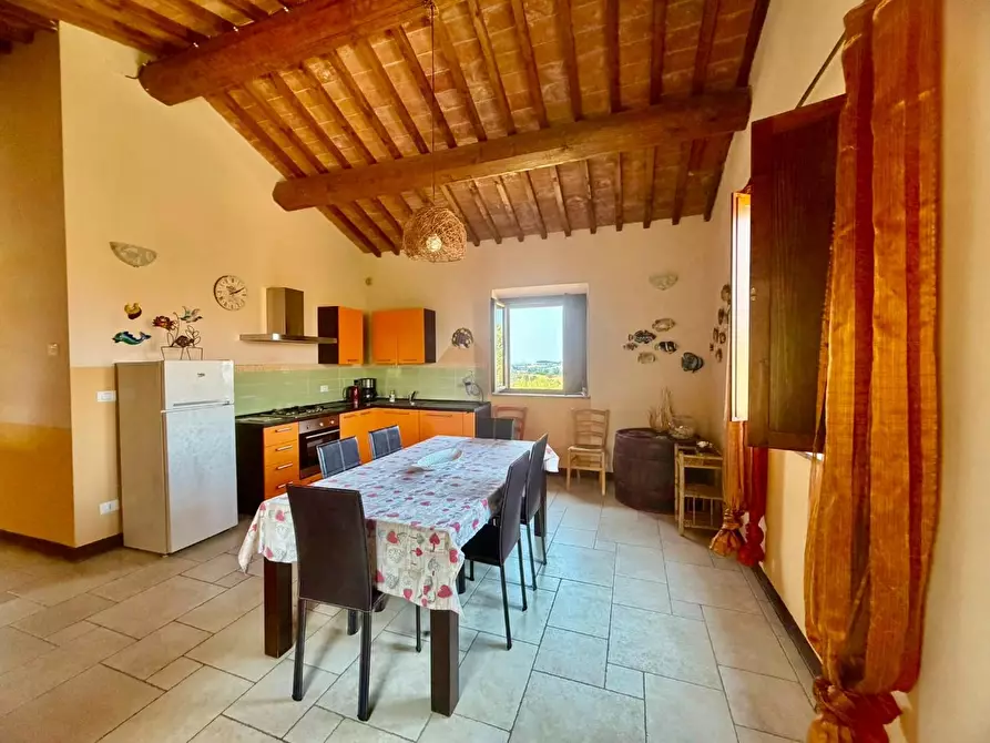 Immagine 27 di Casa colonica in vendita  a Volterra