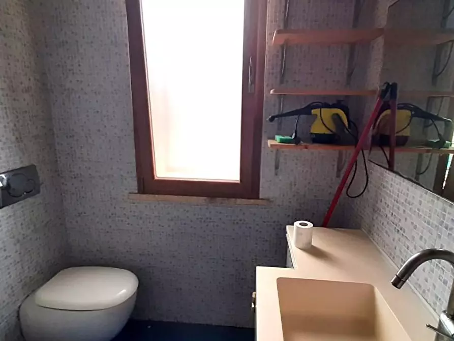 Immagine 25 di Appartamento in vendita  a Rosignano Marittimo
