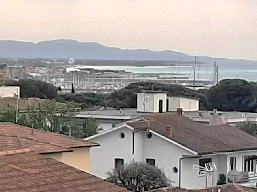 Immagine 13 di Appartamento in vendita  a Rosignano Marittimo