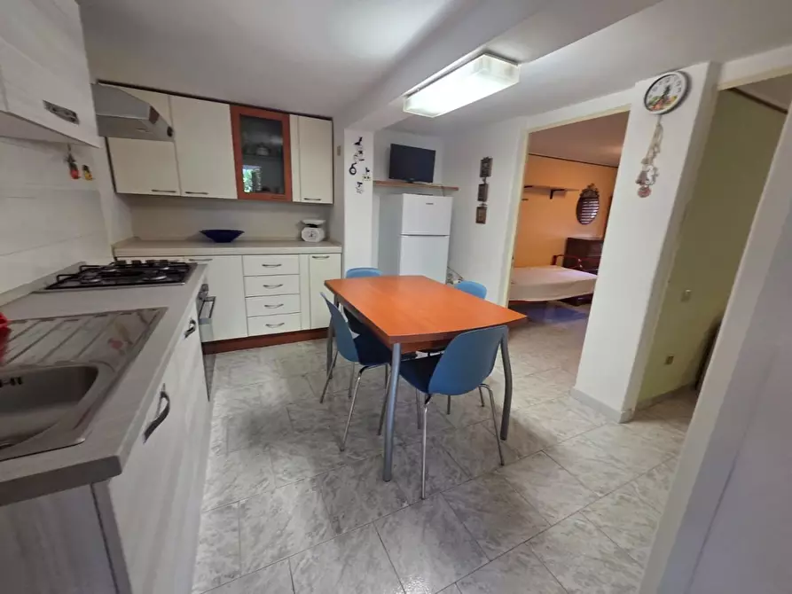 Immagine 4 di Appartamento in vendita  a Rosignano Marittimo