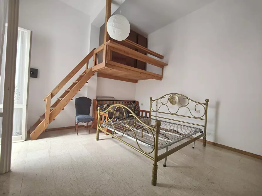 Immagine 22 di Appartamento in vendita  a Viareggio