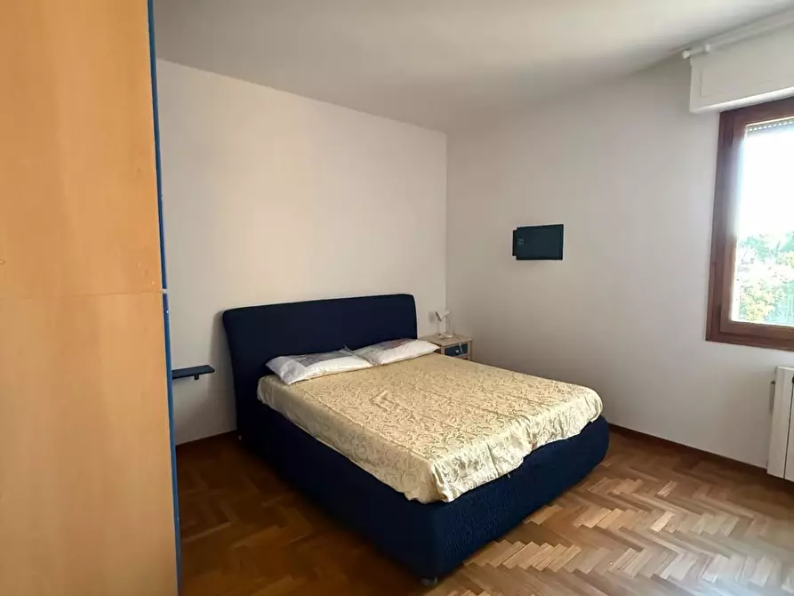 Immagine 9 di Appartamento in affitto  a Pisa