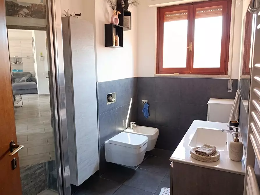 Immagine 20 di Appartamento in vendita  a Livorno