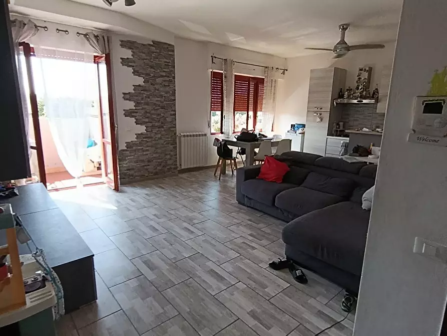 Immagine 5 di Appartamento in vendita  a Livorno
