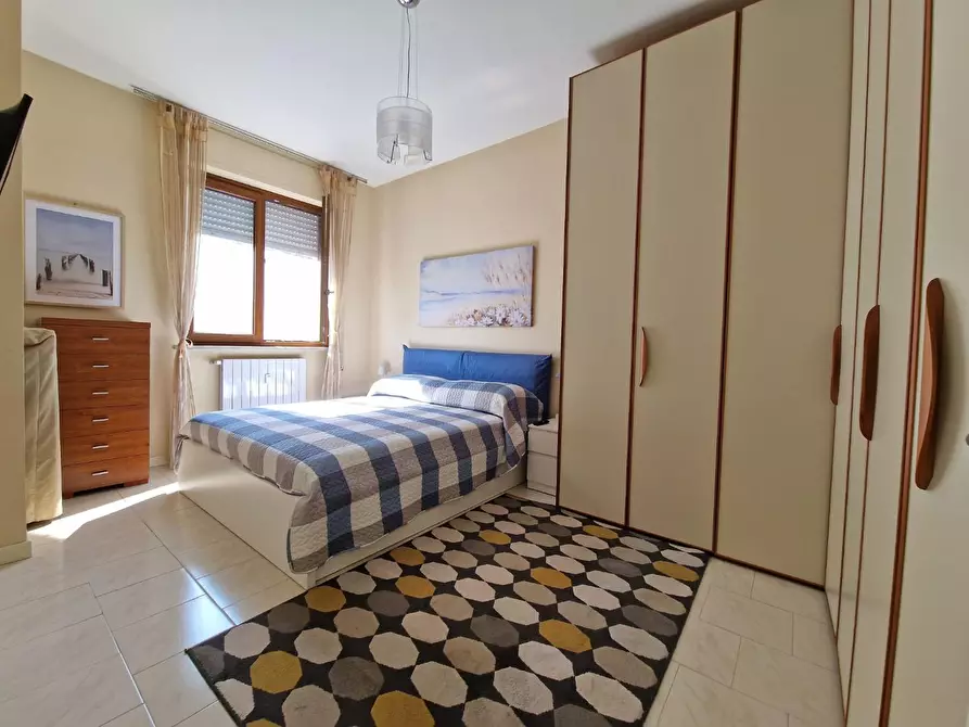 Immagine 23 di Appartamento in vendita  a Carrara
