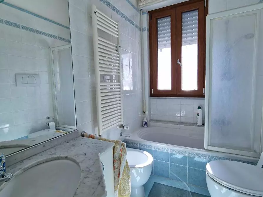 Immagine 22 di Appartamento in vendita  a Carrara