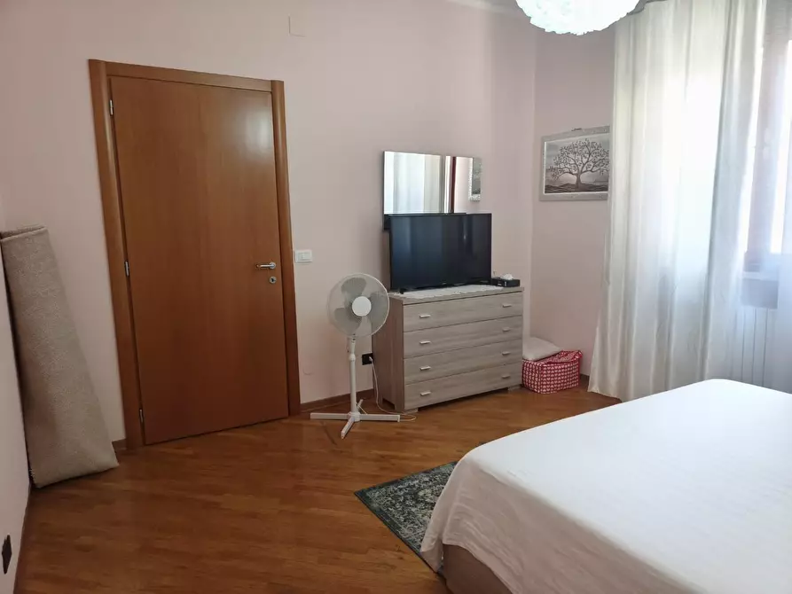 Immagine 25 di Appartamento in vendita  a Pontedera