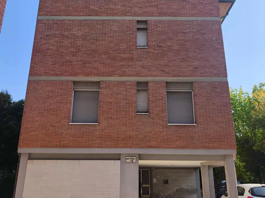 Immagine 2 di Appartamento in vendita  a Pontedera
