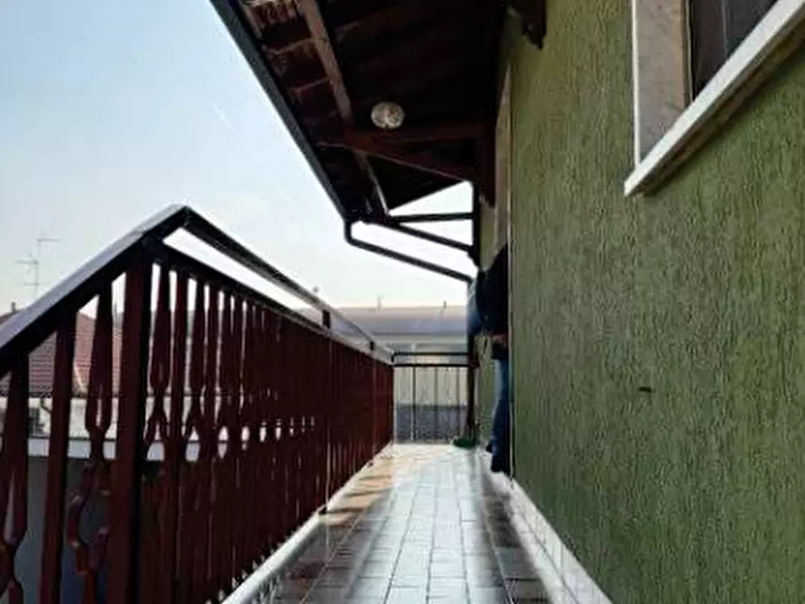 Immagine 2 di Casa indipendente in vendita  a Cornate D'adda