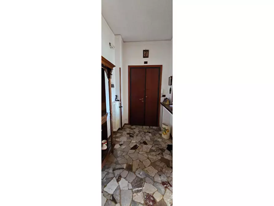 Immagine 8 di Appartamento in vendita  a Firenze