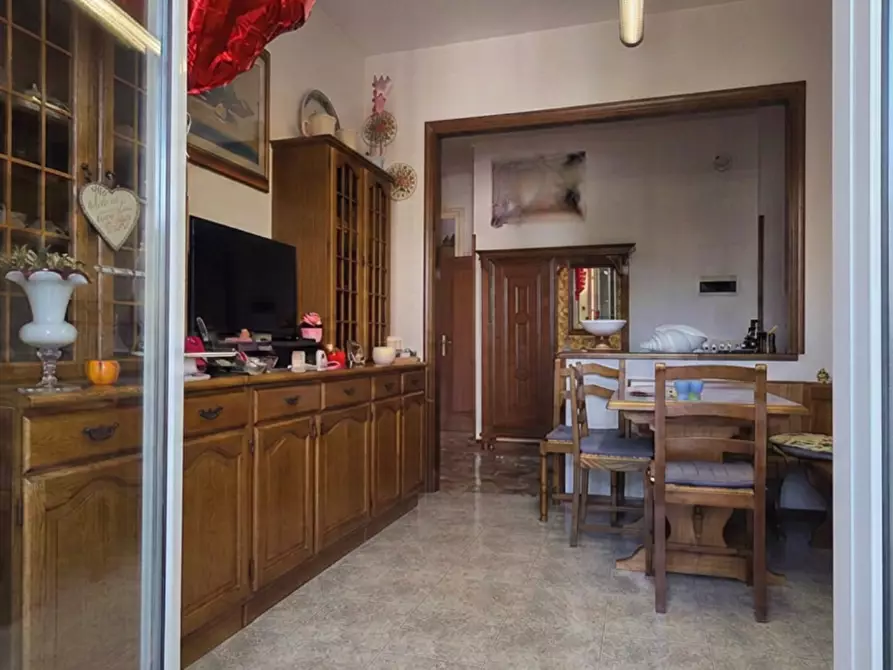 Immagine 4 di Appartamento in vendita  a Firenze