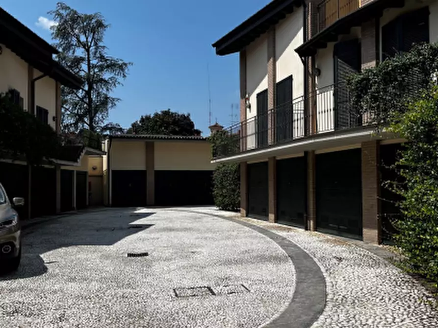 Immagine 2 di Appartamento in vendita  a Nerviano