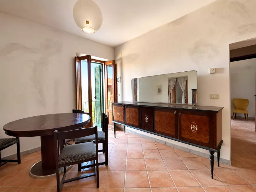 Immagine 1 di Appartamento in vendita  a Pescia