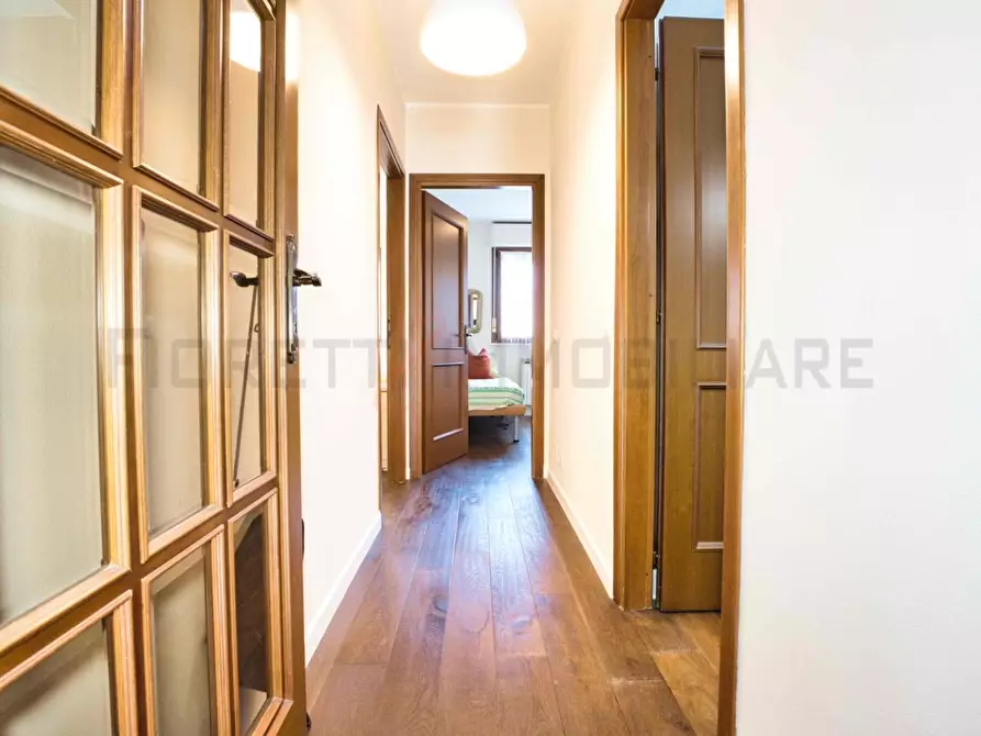 Immagine 13 di Appartamento in vendita  a Suvereto