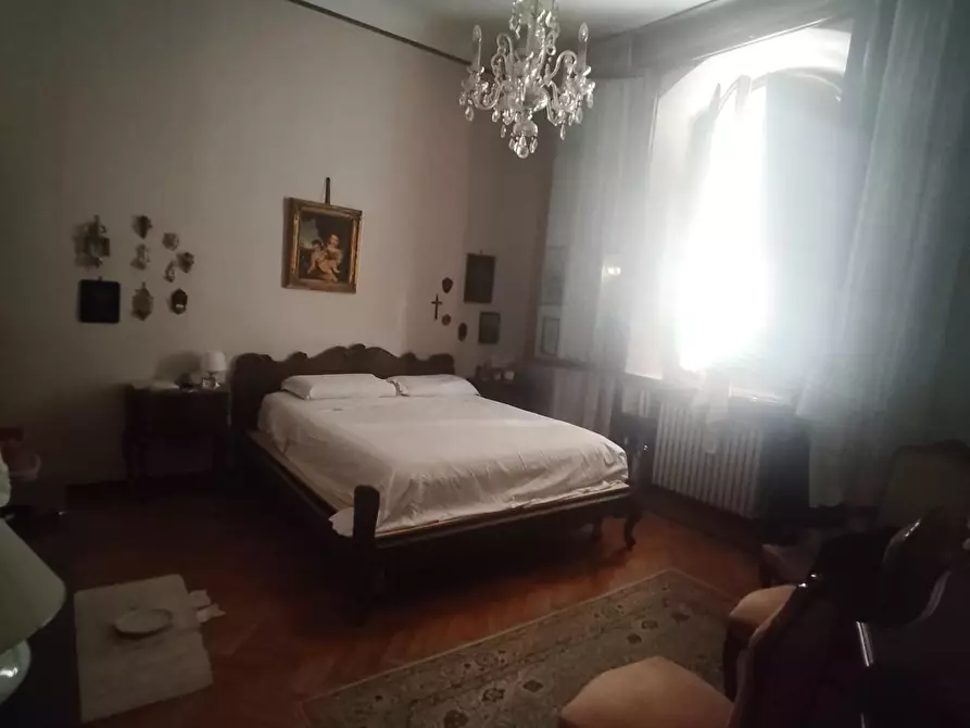 Immagine 37 di Appartamento in vendita  a Lucca