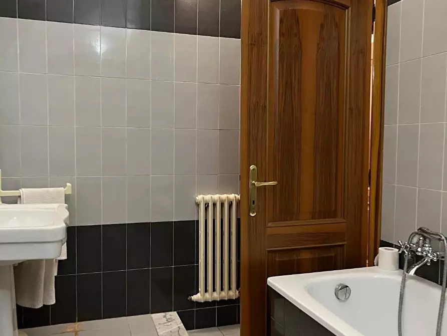 Immagine 10 di Appartamento in affitto  a Pisa