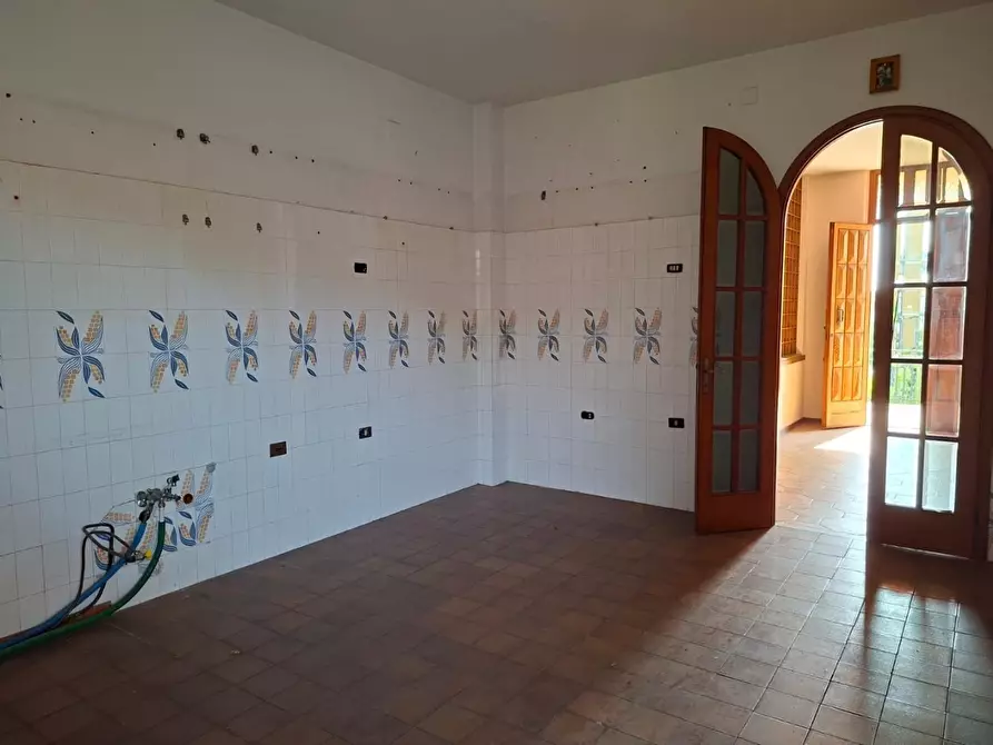 Immagine 10 di Appartamento in vendita  a Buti