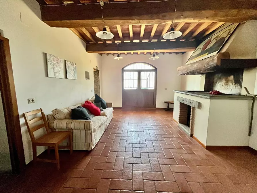 Immagine 4 di Rustico / casale in vendita  a Marliana