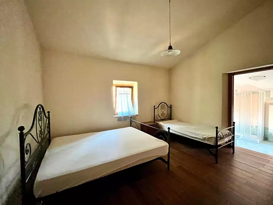 Immagine 24 di Rustico / casale in vendita  a Marliana