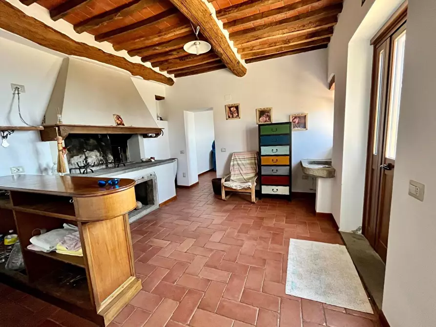 Immagine 1 di Rustico / casale in vendita  a Marliana