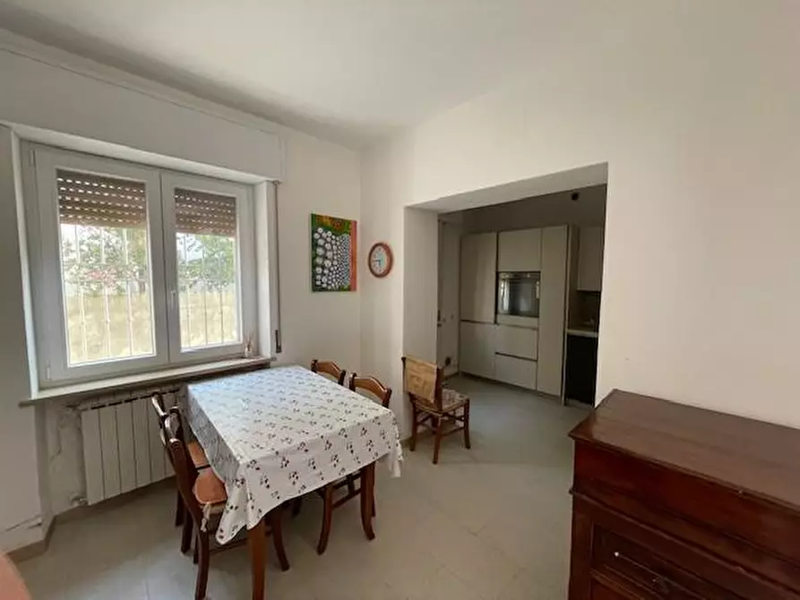 Immagine 2 di Appartamento in vendita  a Vecchiano