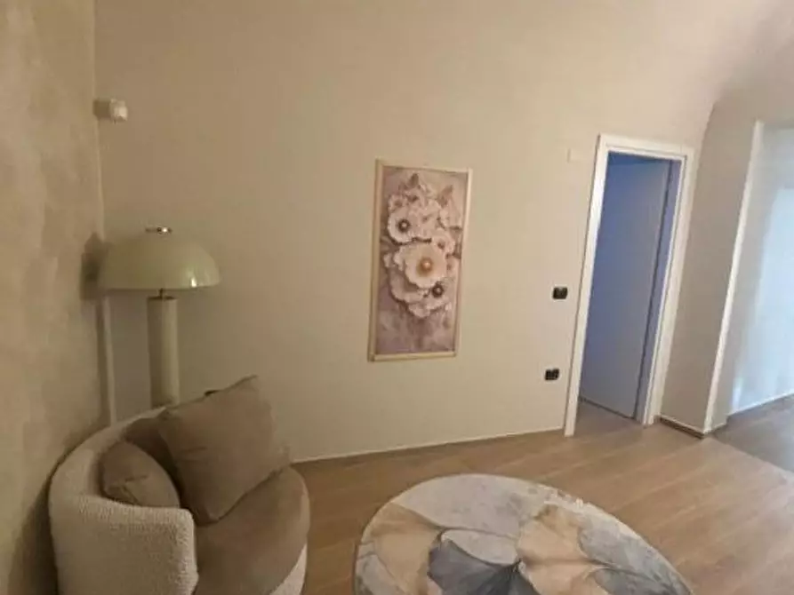 Immagine 15 di Appartamento in affitto  a Pisa
