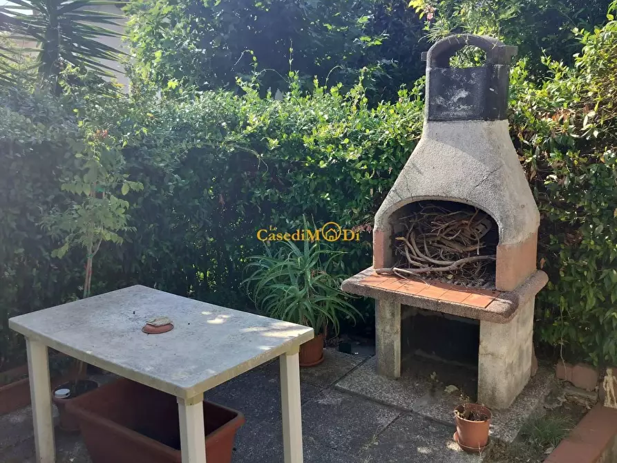 Immagine 12 di Villetta a schiera in vendita  a Rosignano Marittimo