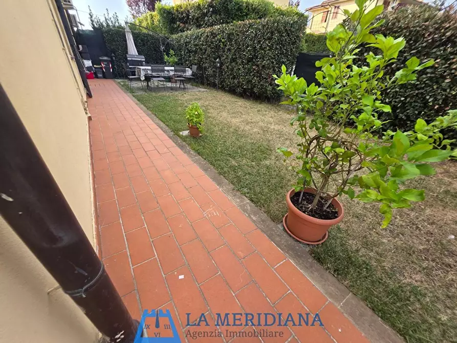 Immagine 22 di Appartamento in vendita  a Lamporecchio