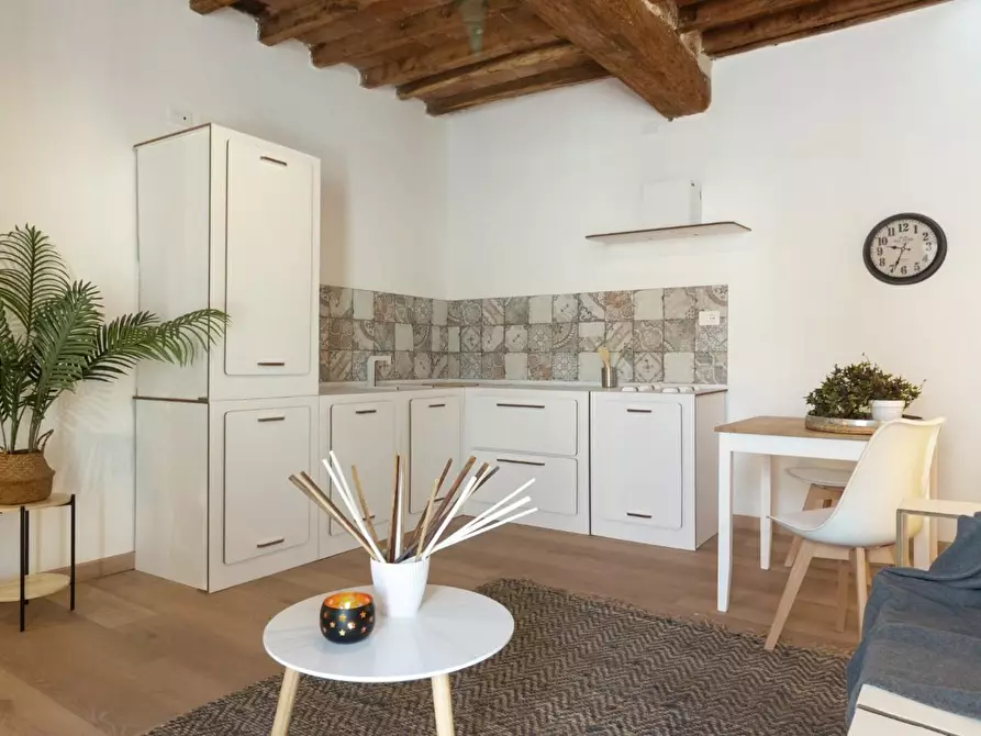 Immagine 25 di Appartamento in vendita  a Colle Di Val D'elsa