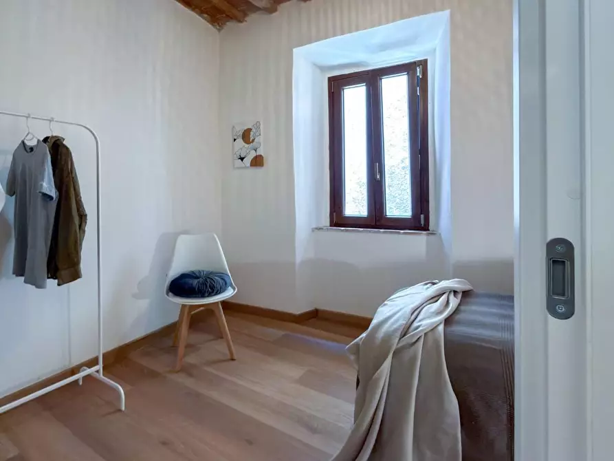 Immagine 8 di Appartamento in vendita  a Colle Di Val D'elsa