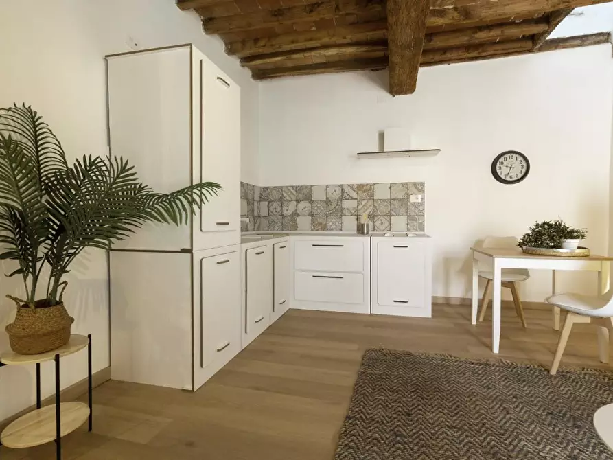 Immagine 14 di Appartamento in vendita  a Colle Di Val D'elsa