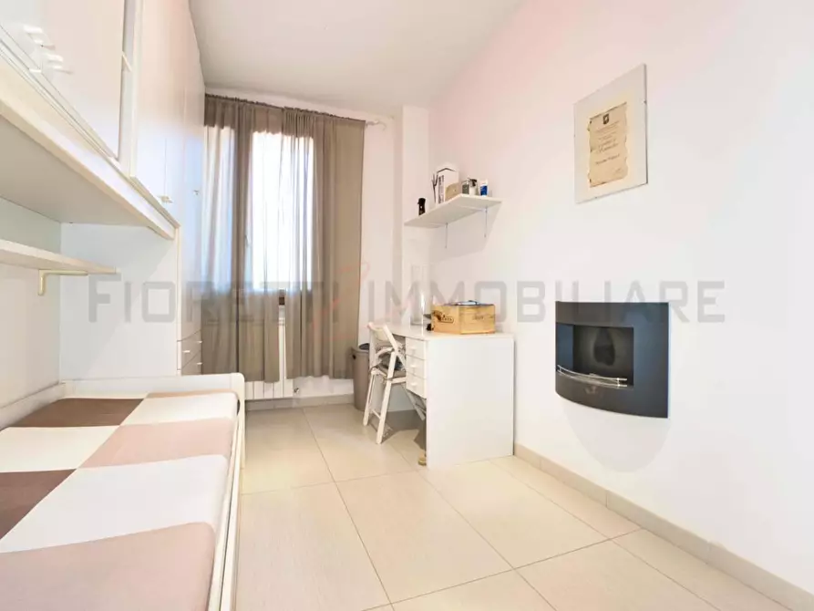 Immagine 19 di Appartamento in vendita  a Suvereto