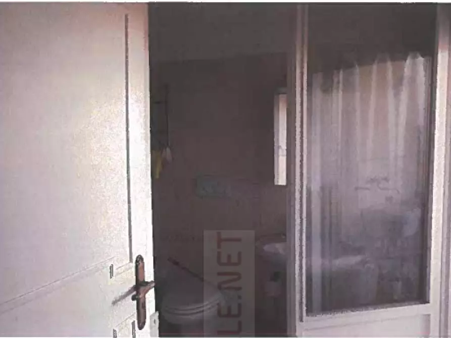 Immagine 8 di Appartamento in vendita  a Firenze