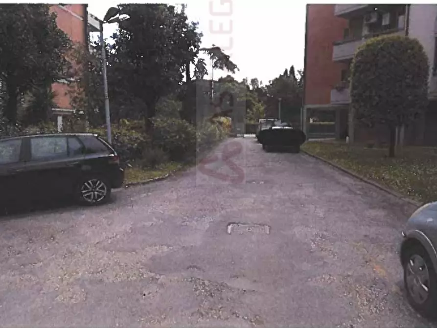 Immagine 2 di Appartamento in vendita  a Firenze