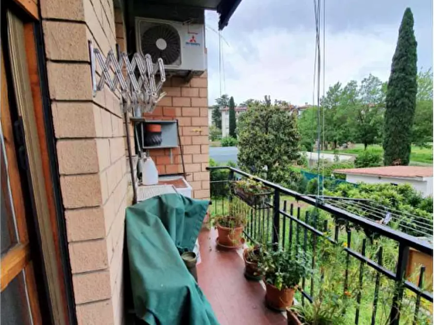 Immagine 9 di Appartamento in vendita  a Firenze