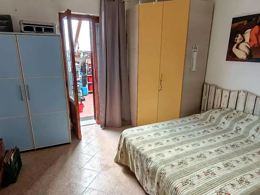 Immagine 11 di Casa bifamiliare in vendita  a Massa