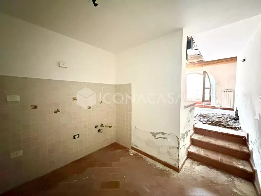 Immagine 11 di Appartamento in vendita  a Montopoli In Val D'arno
